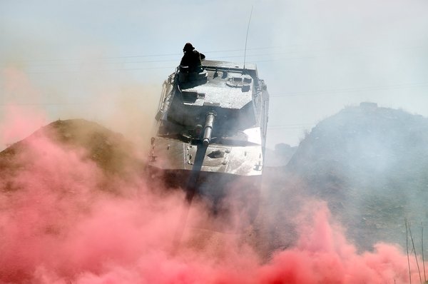 Quelles stratégies mettre en place pour devenir un professionnel reconnu en création de parfums?